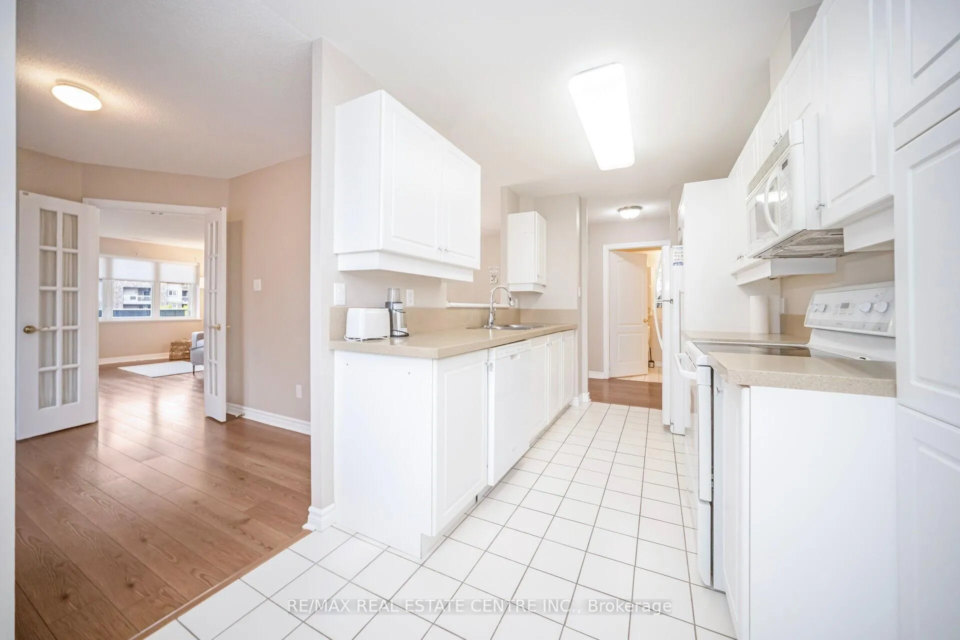 Photo 23 of Unit 301, 3 Dayspring Circle, Brampton, Goreway Drive Corridor — HOMEH