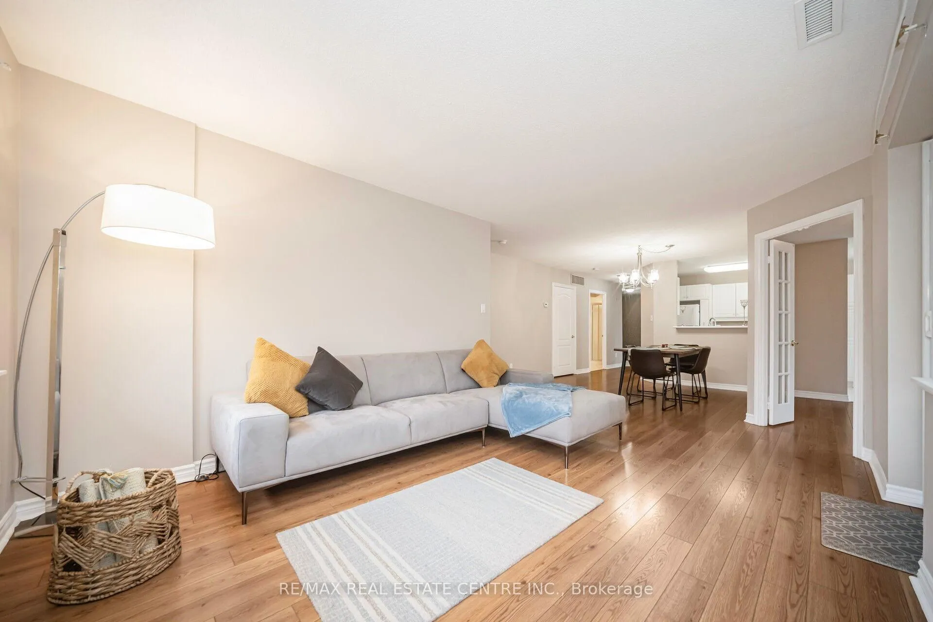 Photo 30 of Unit 301, 3 Dayspring Circle, Brampton, Goreway Drive Corridor — HOMEH