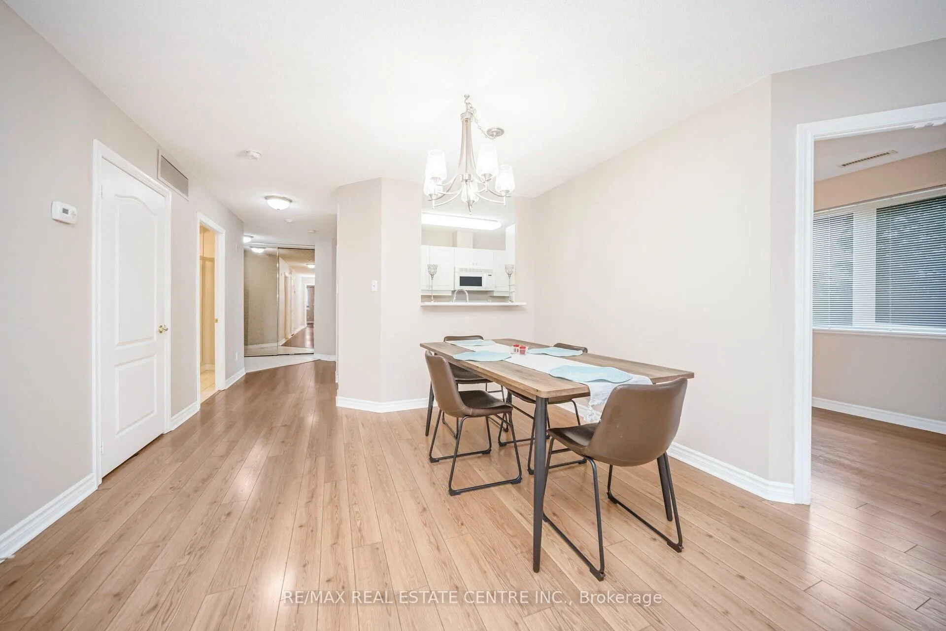 Photo 33 of Unit 301, 3 Dayspring Circle, Brampton, Goreway Drive Corridor — HOMEH