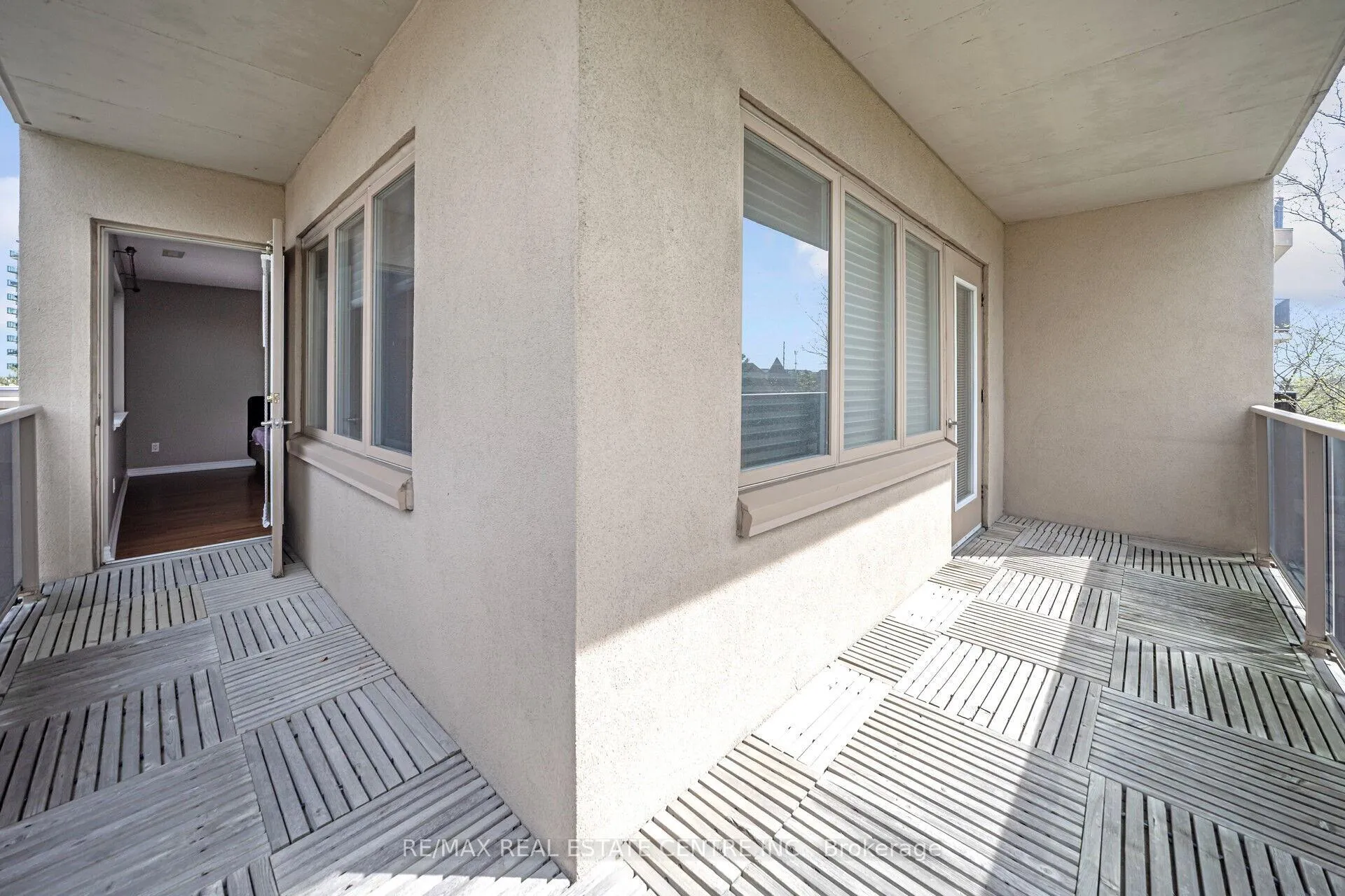 Photo 46 of Unit 301, 3 Dayspring Circle, Brampton, Goreway Drive Corridor — HOMEH