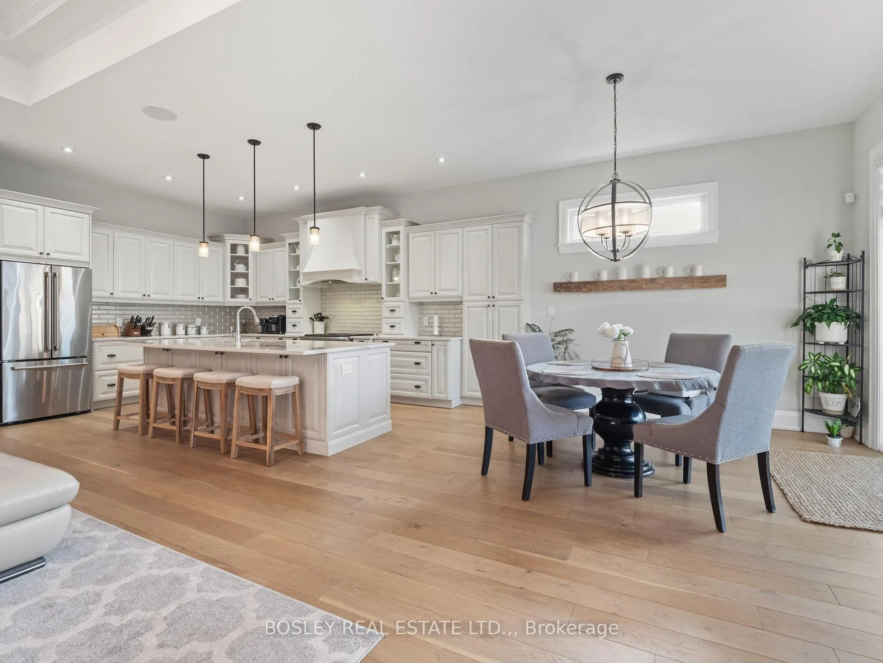 Photo 3 of 2299 Portage Road, Niagara Falls, Church's Lane — HOMEH