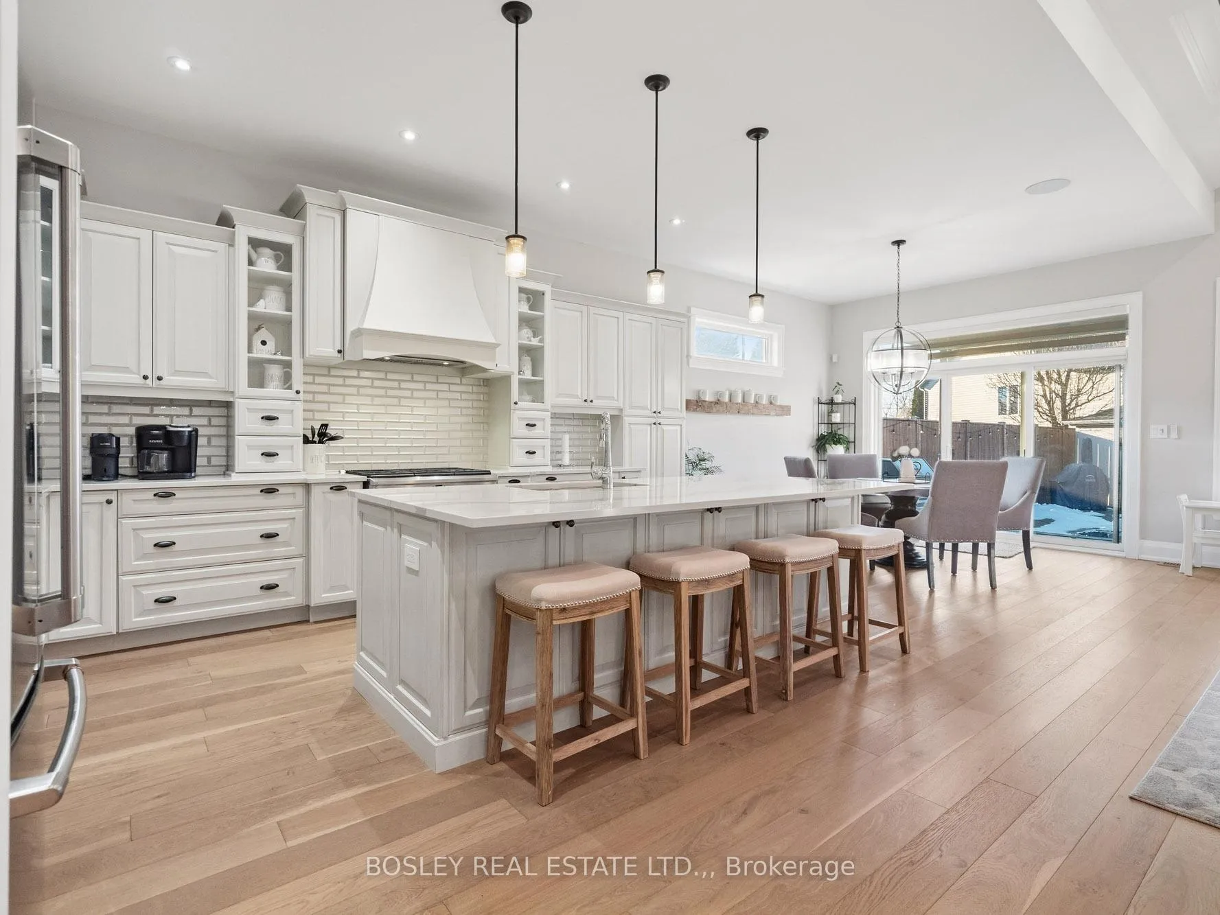 Photo 10 of 2299 Portage Road, Niagara Falls, Church's Lane — HOMEH