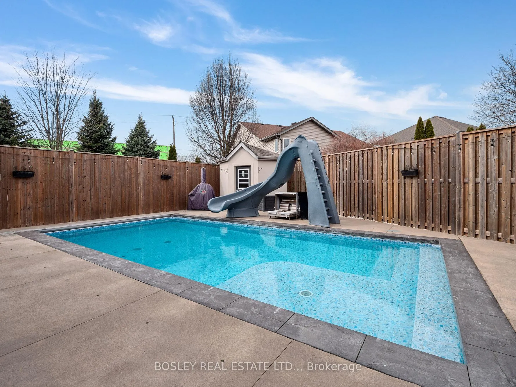Photo 40 of 2299 Portage Road, Niagara Falls, Church's Lane — HOMEH