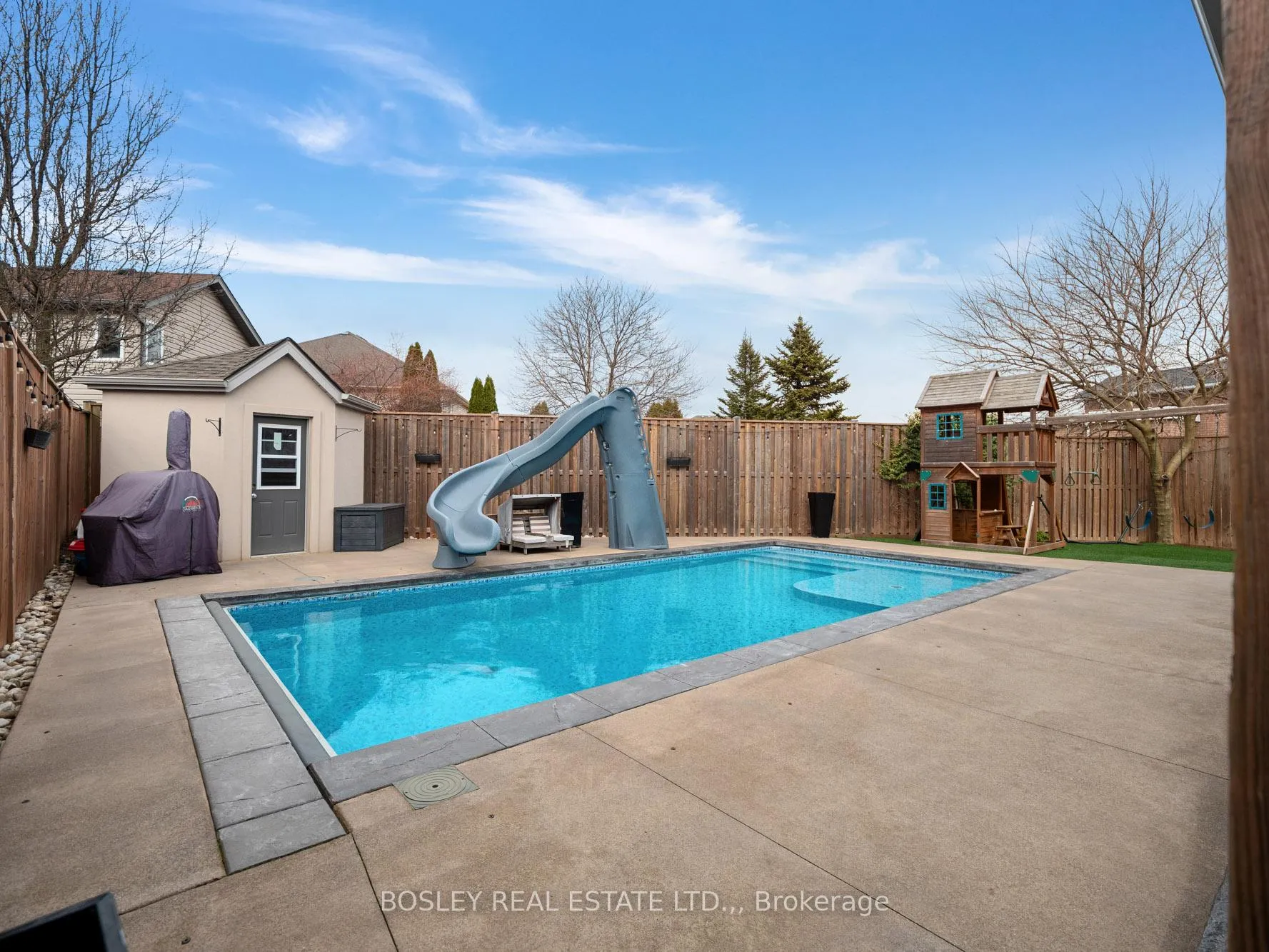 Photo 42 of 2299 Portage Road, Niagara Falls, Church's Lane — HOMEH