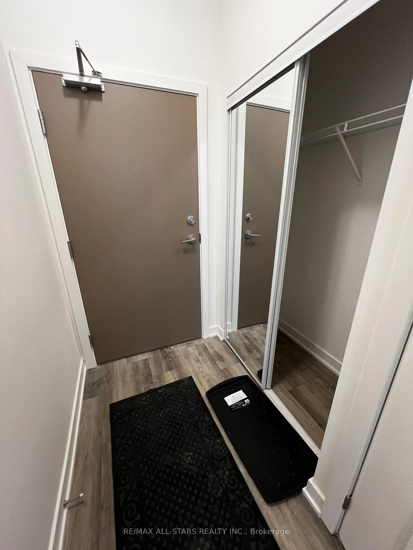 Photo 1 of Unit 217, 1010 Sandy Beach Road, Pickering, Bay Ridges — HOMEH