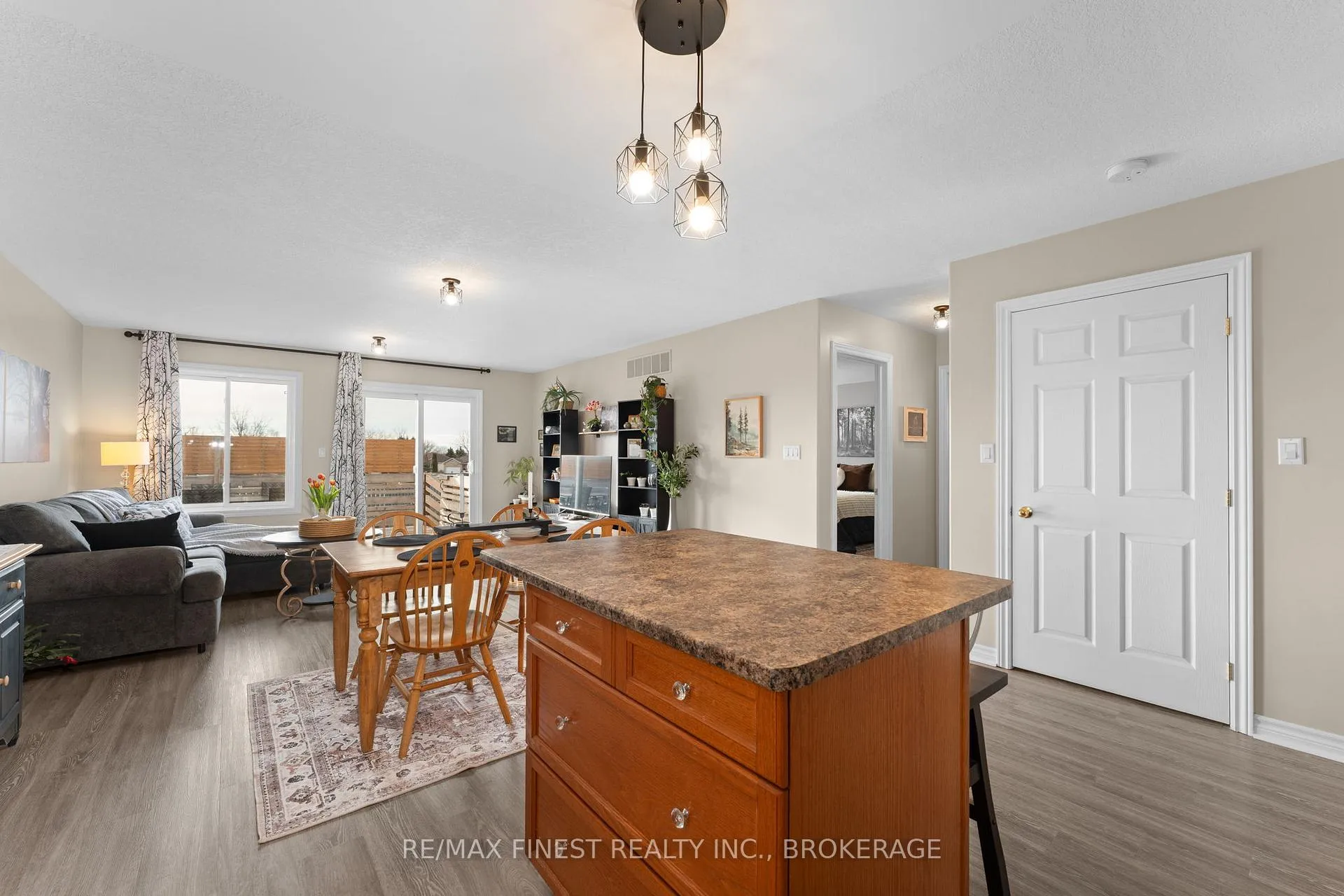 Photo 9 of 151 Macdougall Drive, Loyalist, Amherstview — HOMEH