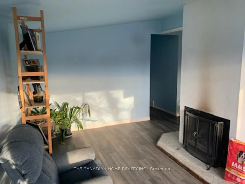 Photo 6 of 126 Lilacside Drive, Hamilton, Thorner — HOMEH