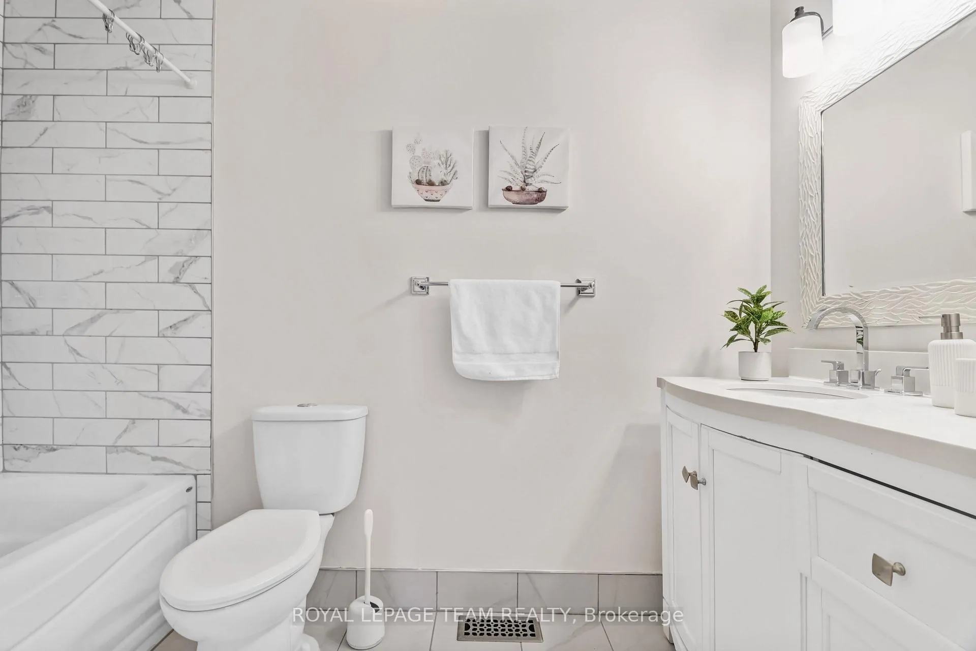 Photo 23 of 86 Woodford Way, Ottawa, Barrhaven - Longfields — HOMEH