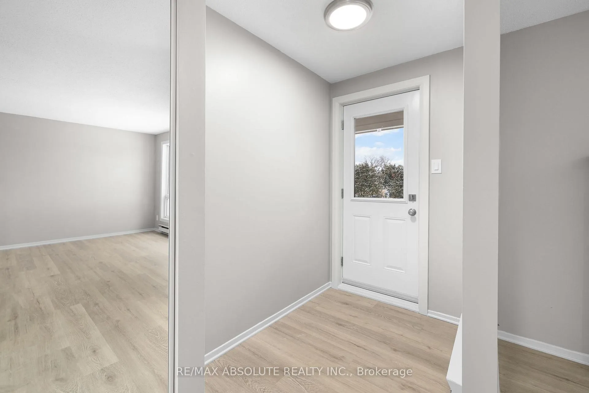 Photo 5 of Unit 53A, 798 St. Andre Drive, Ottawa, Hiawatha Park/Convent Glen — HOMEH