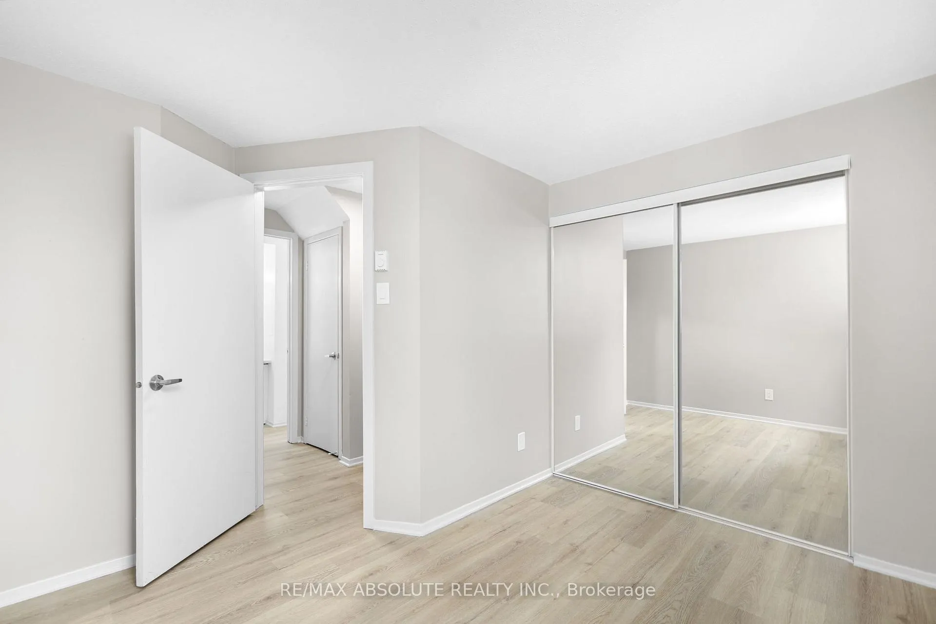 Photo 24 of Unit 53A, 798 St. Andre Drive, Ottawa, Hiawatha Park/Convent Glen — HOMEH