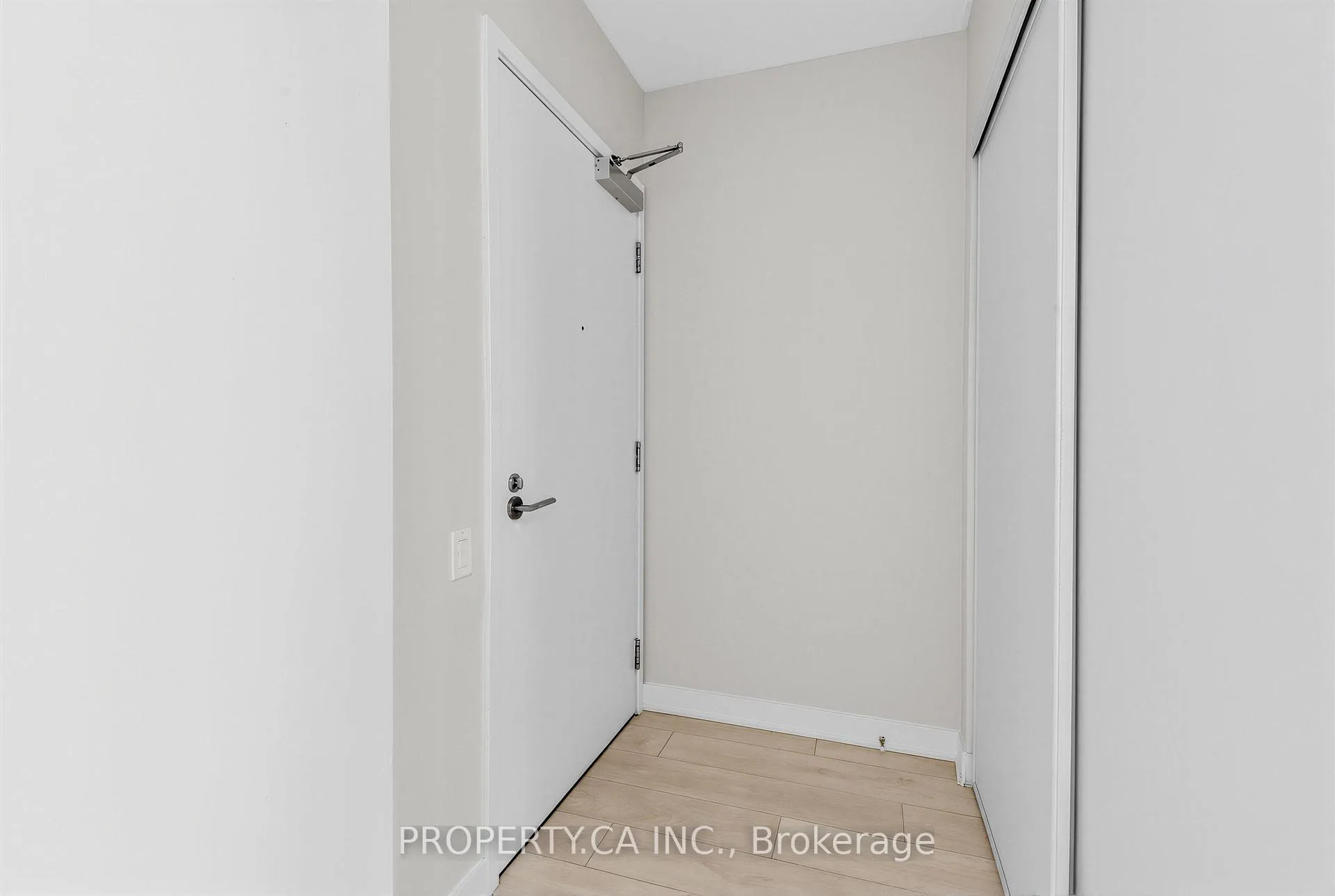Photo 9 of Unit 1004, 6 Sonic Way, Toronto, Flemingdon Park — HOMEH