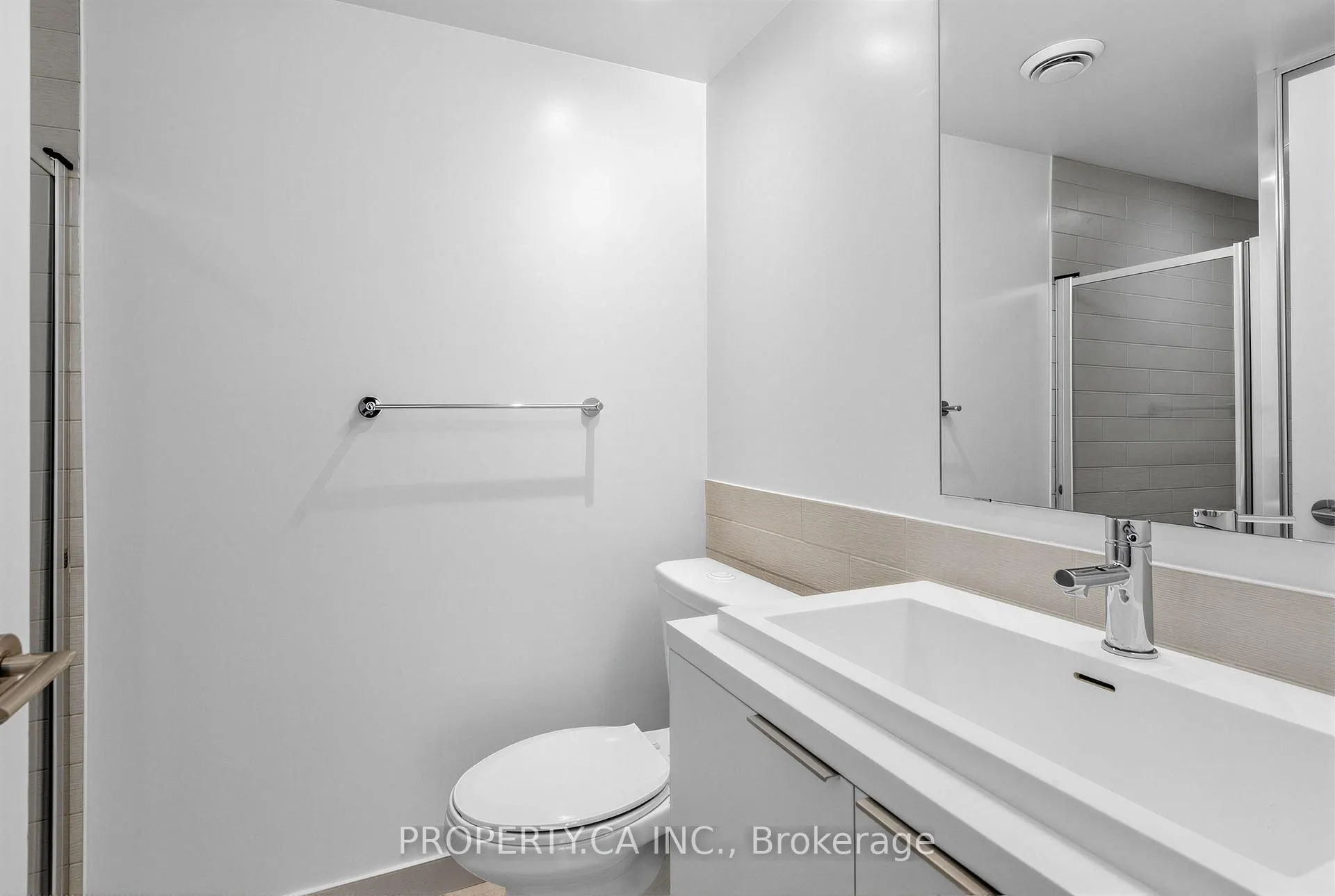 Photo 15 of Unit 1004, 6 Sonic Way, Toronto, Flemingdon Park — HOMEH