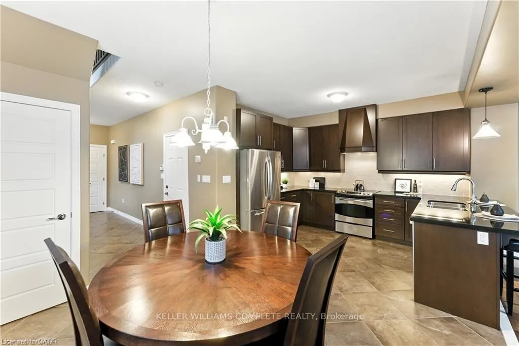 Photo 11 of 100 Fall Fair Way, Hamilton, Binbrook — HOMEH