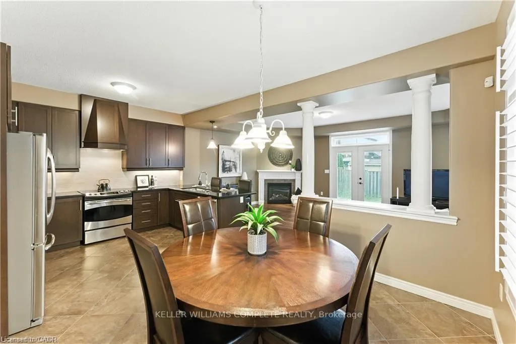 Photo 12 of 100 Fall Fair Way, Hamilton, Binbrook — HOMEH