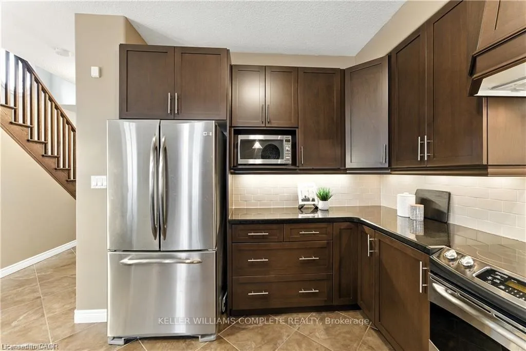 Photo 14 of 100 Fall Fair Way, Hamilton, Binbrook — HOMEH