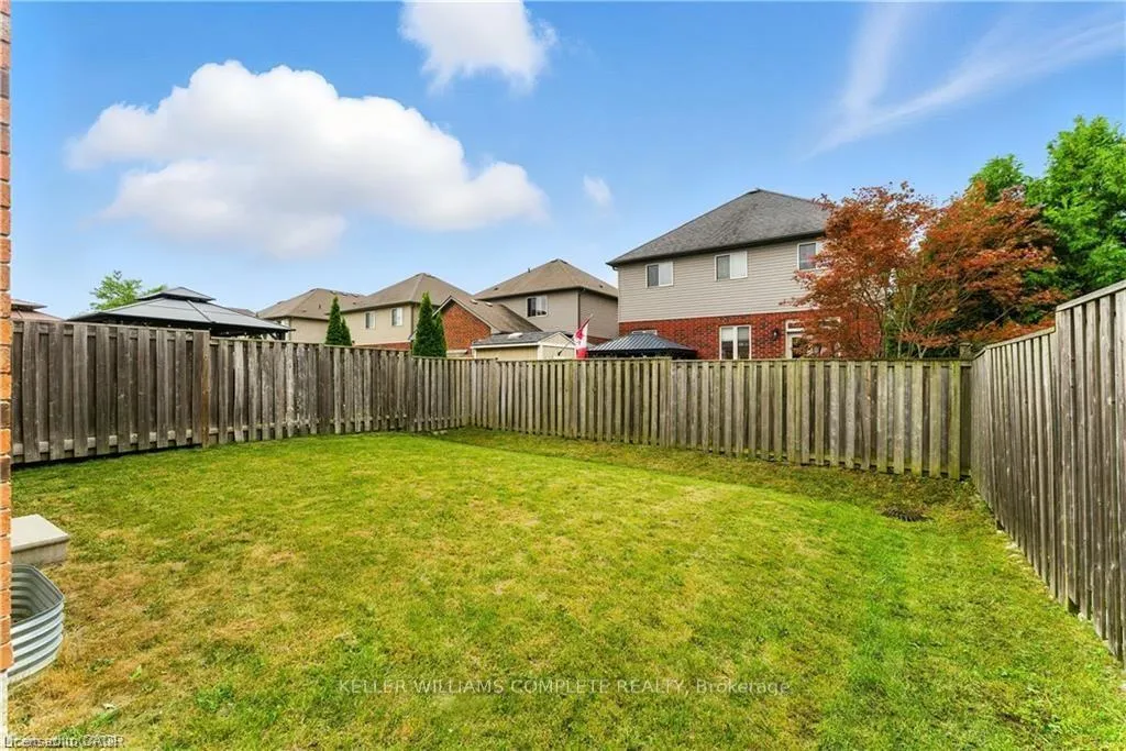 Photo 33 of 100 Fall Fair Way, Hamilton, Binbrook — HOMEH