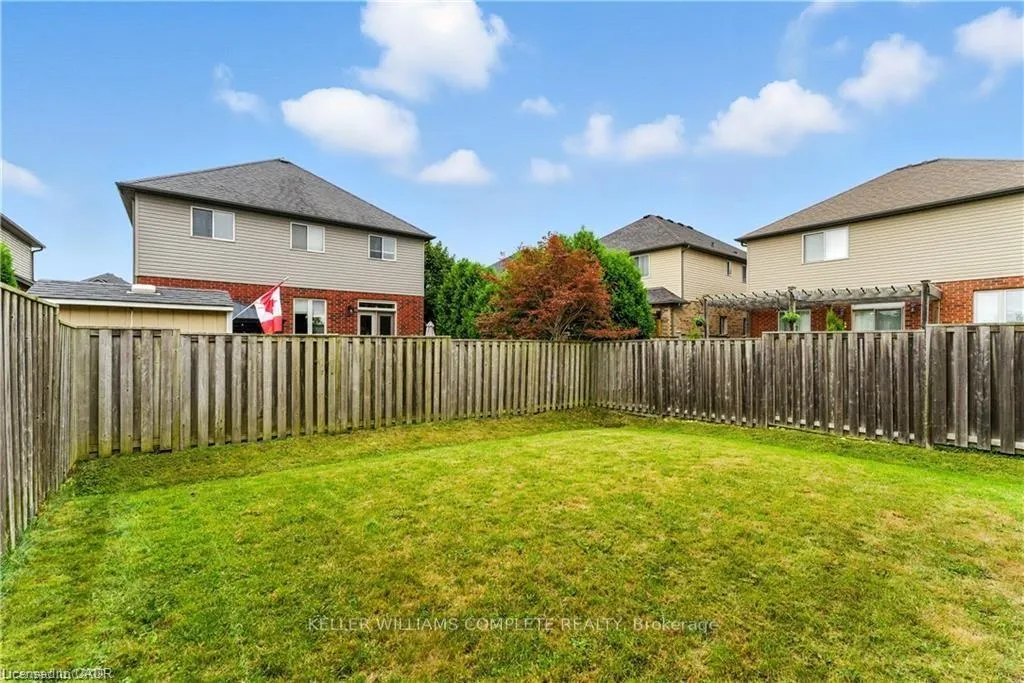 Photo 35 of 100 Fall Fair Way, Hamilton, Binbrook — HOMEH