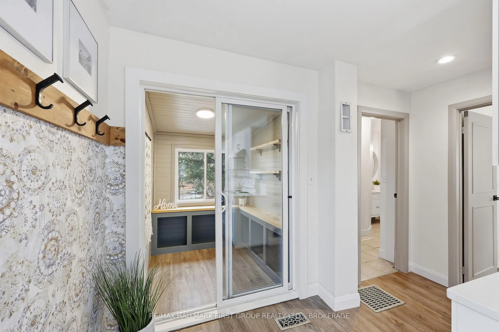 Photo 6 of 125 Birch Street, Gananoque — HOMEH