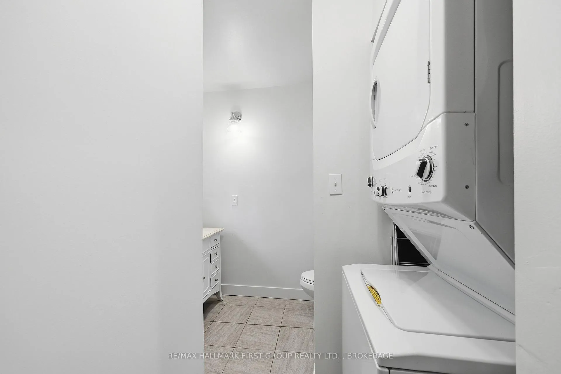 Photo 8 of 125 Birch Street, Gananoque — HOMEH