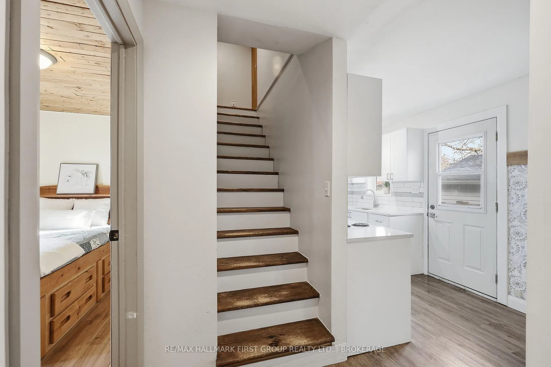 Photo 17 of 125 Birch Street, Gananoque — HOMEH