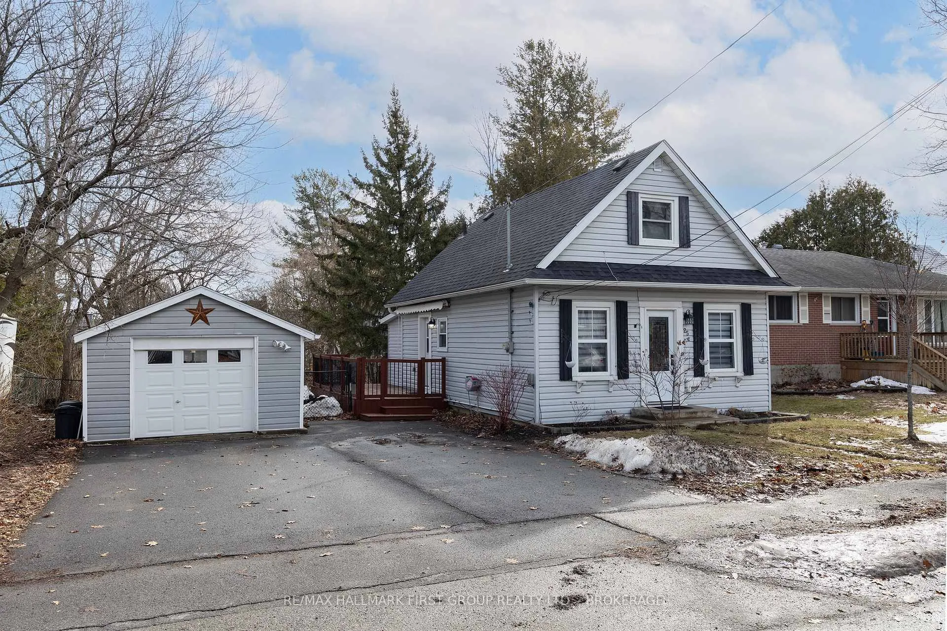 Photo 25 of 125 Birch Street, Gananoque — HOMEH