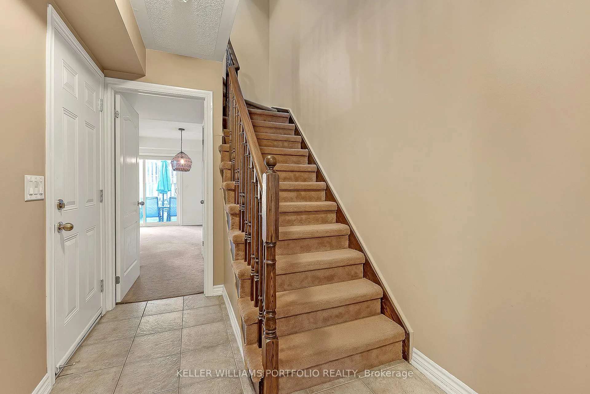 Photo 4 of 7 Cailiff Street, Brampton, Bram West — HOMEH