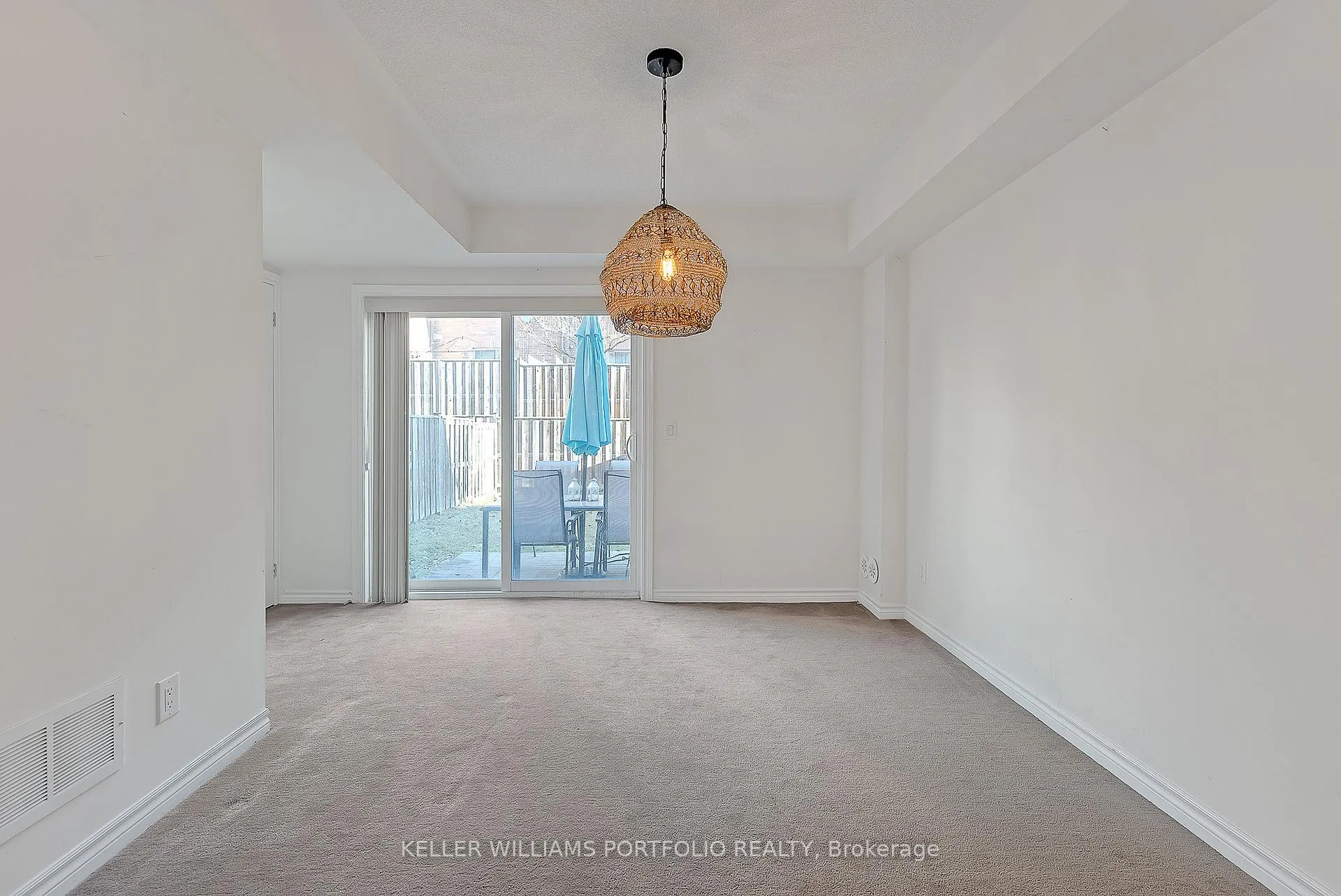 Photo 6 of 7 Cailiff Street, Brampton, Bram West — HOMEH