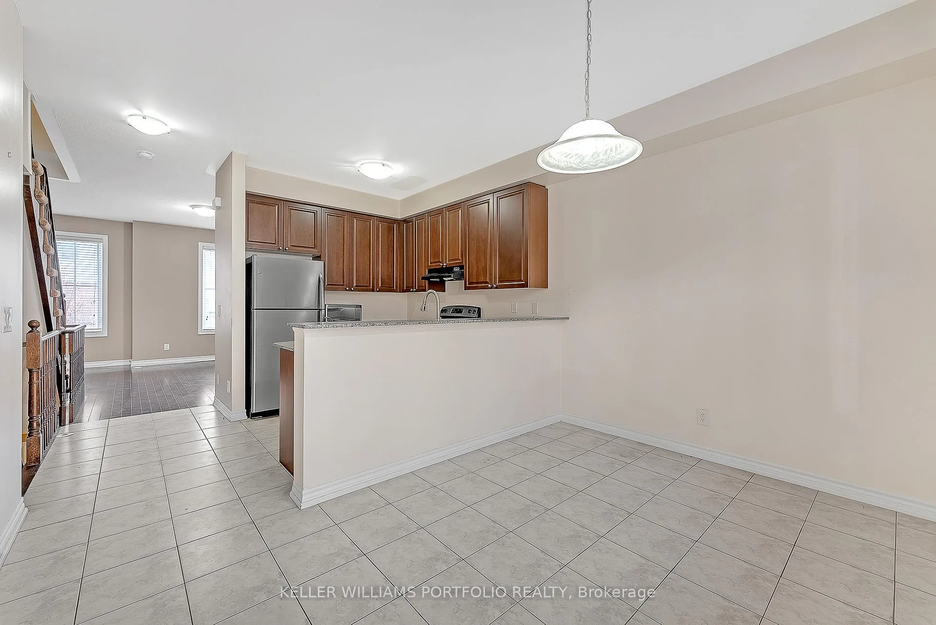 Photo 19 of 7 Cailiff Street, Brampton, Bram West — HOMEH