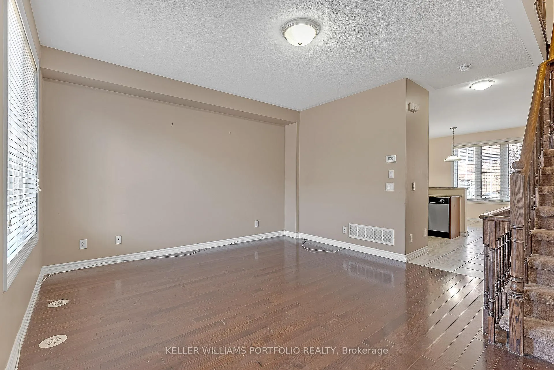 Photo 27 of 7 Cailiff Street, Brampton, Bram West — HOMEH