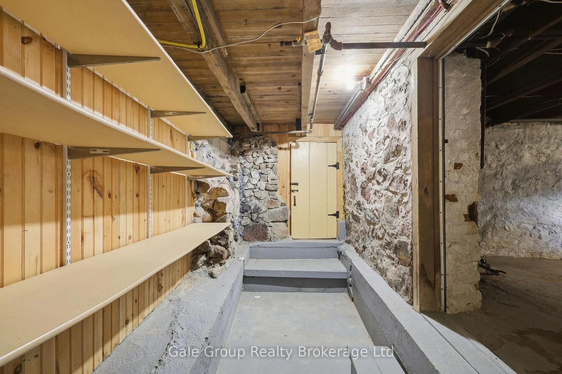 Photo 38 of 1349 Queen Street, Wilmot — HOMEH