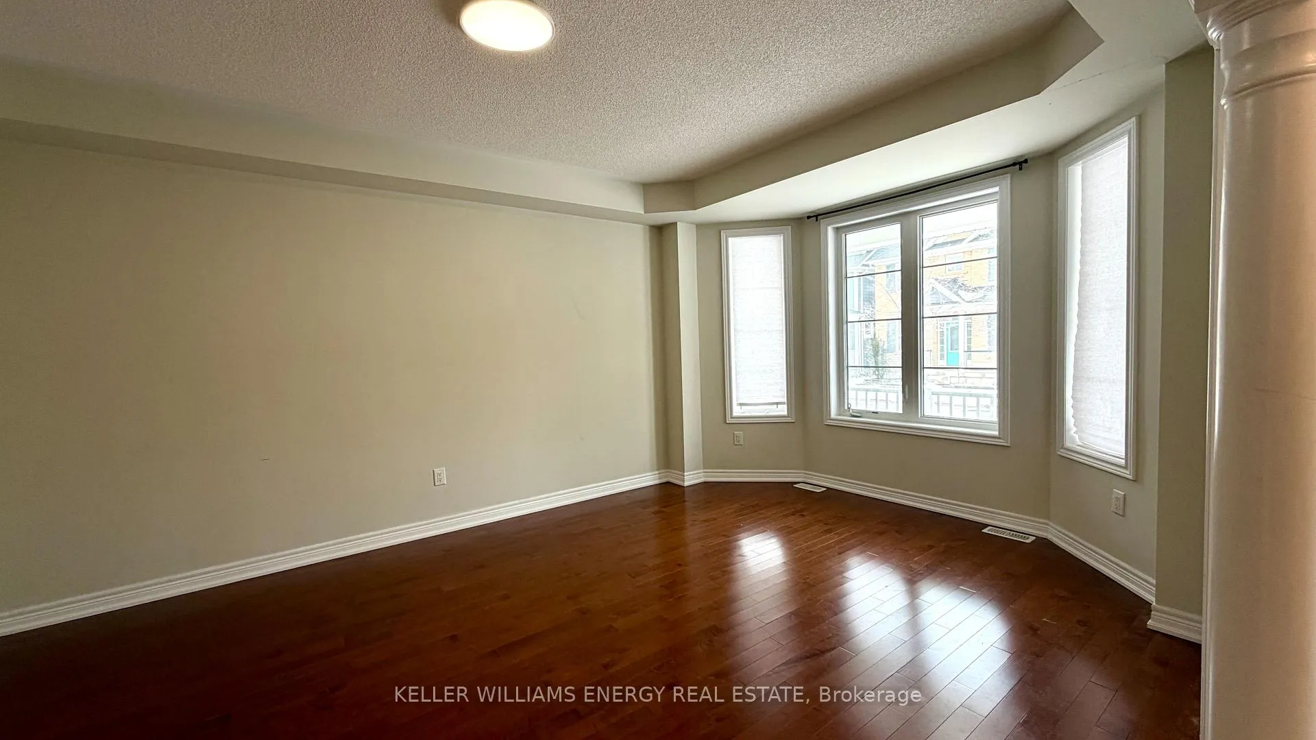 Photo 4 of Unit Upper, 53 Raven Cross Avenue S, Markham, Cornell — HOMEH