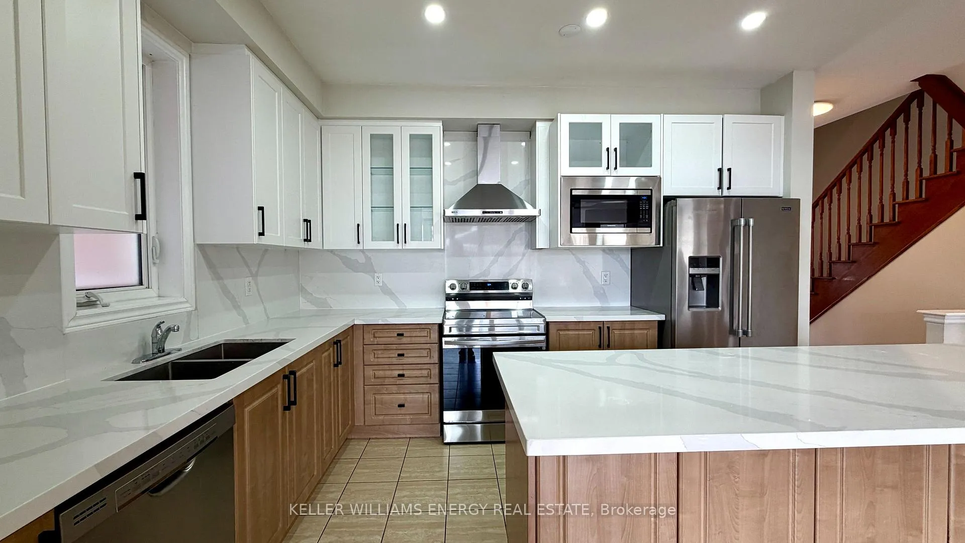 Photo 6 of Unit Upper, 53 Raven Cross Avenue S, Markham, Cornell — HOMEH