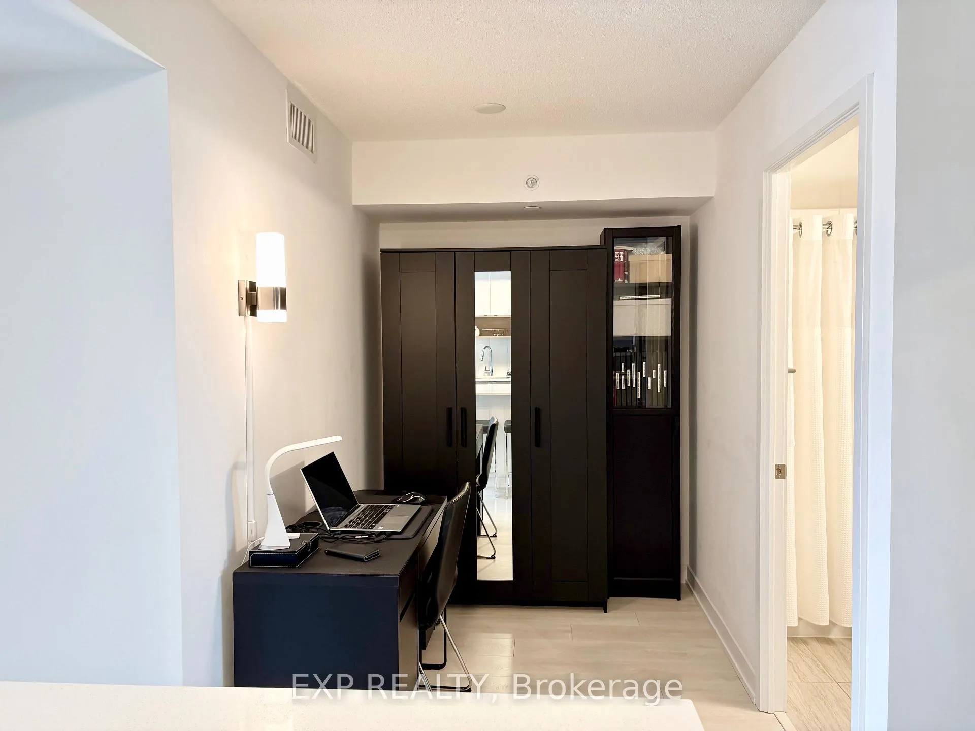 Photo 8 of Unit A502, 1117 Cooke Boulevard, Burlington, LaSalle — HOMEH