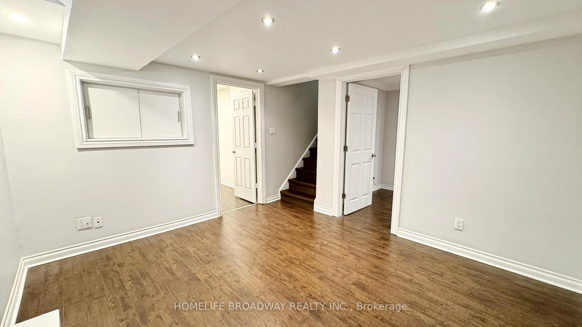 Photo 5 of Unit lower, 102 Orchard Hill Boulevard, Markham, Berczy — HOMEH