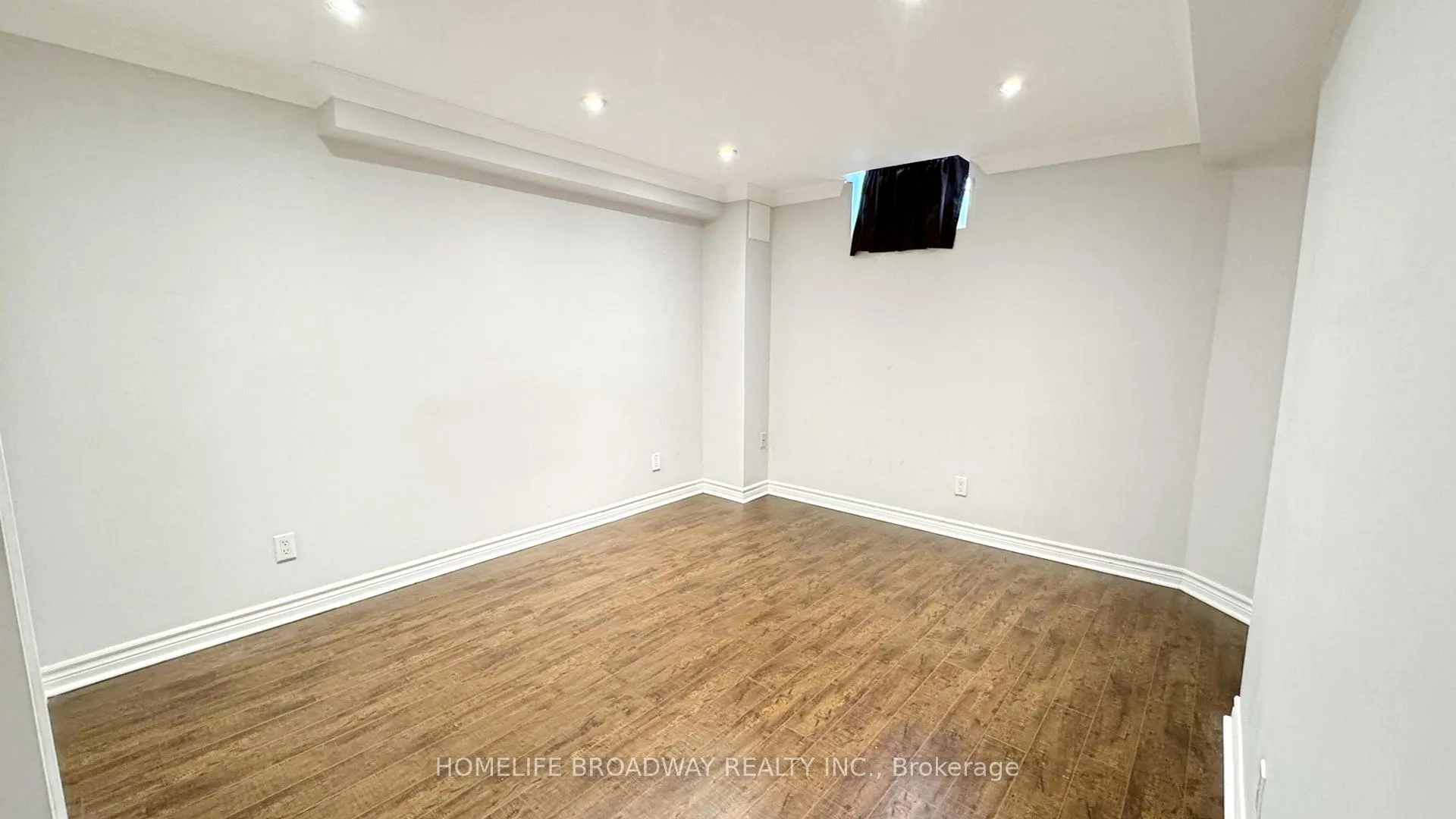 Photo 9 of Unit lower, 102 Orchard Hill Boulevard, Markham, Berczy — HOMEH