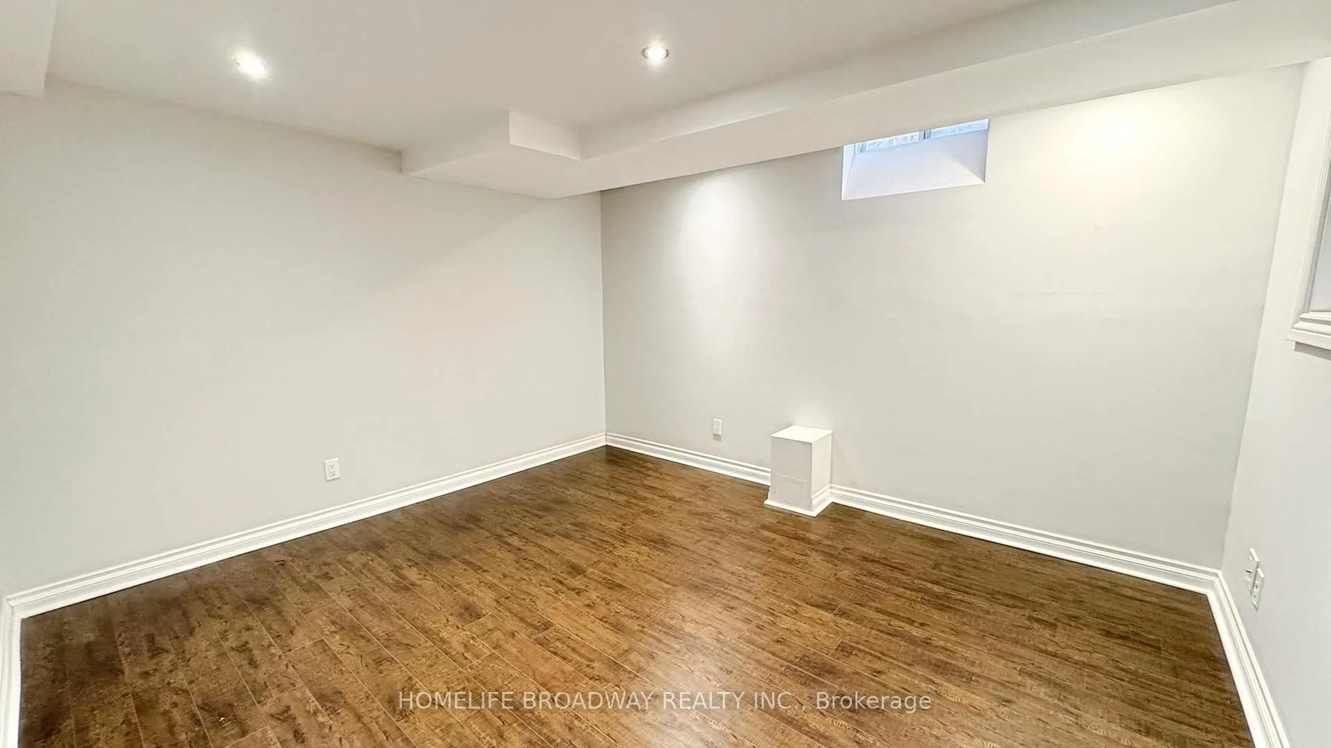 Photo 10 of Unit lower, 102 Orchard Hill Boulevard, Markham, Berczy — HOMEH