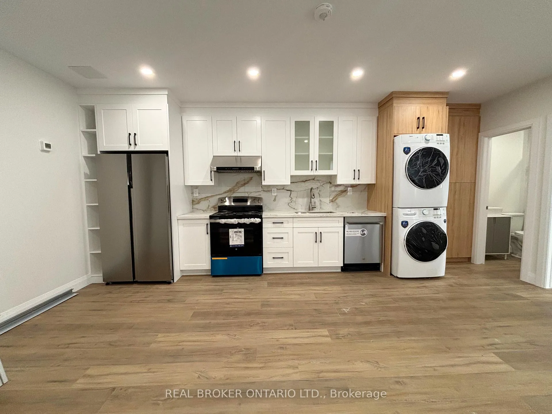 Photo 2 of Unit 5, 6 Caithness Street E, Haldimand — HOMEH