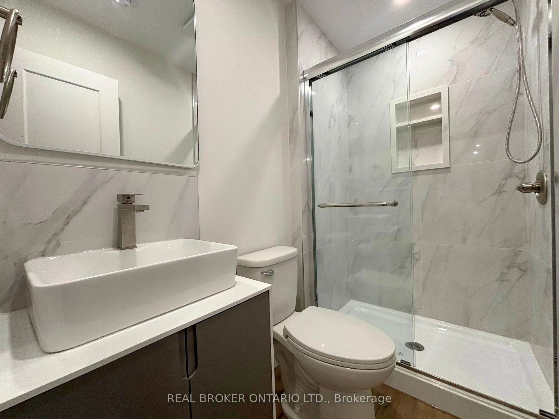 Photo 6 of Unit 5, 6 Caithness Street E, Haldimand — HOMEH