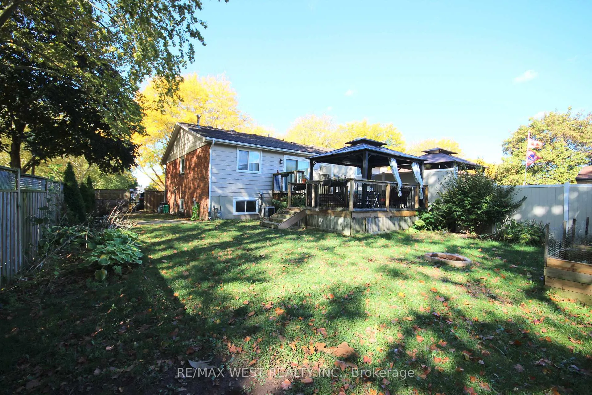 Photo 26 of 4244 York Drive, Niagara Falls, Morrison — HOMEH