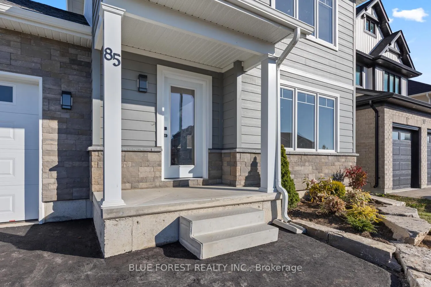 Photo 2 of 85 Acorn Trail, St. Thomas — HOMEH