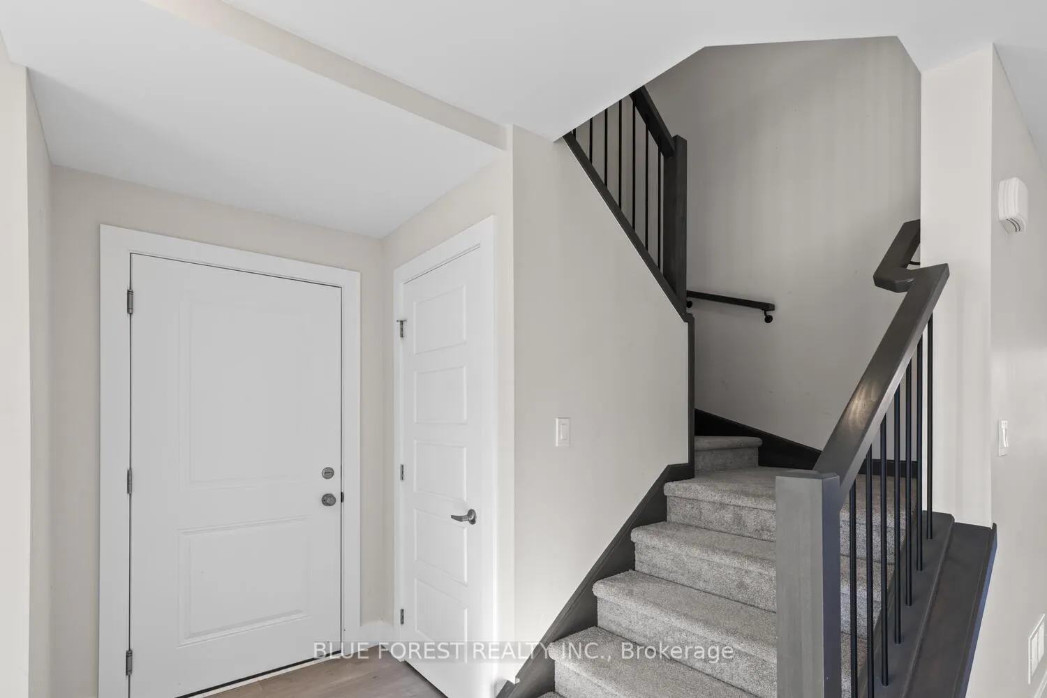 Photo 4 of 85 Acorn Trail, St. Thomas — HOMEH