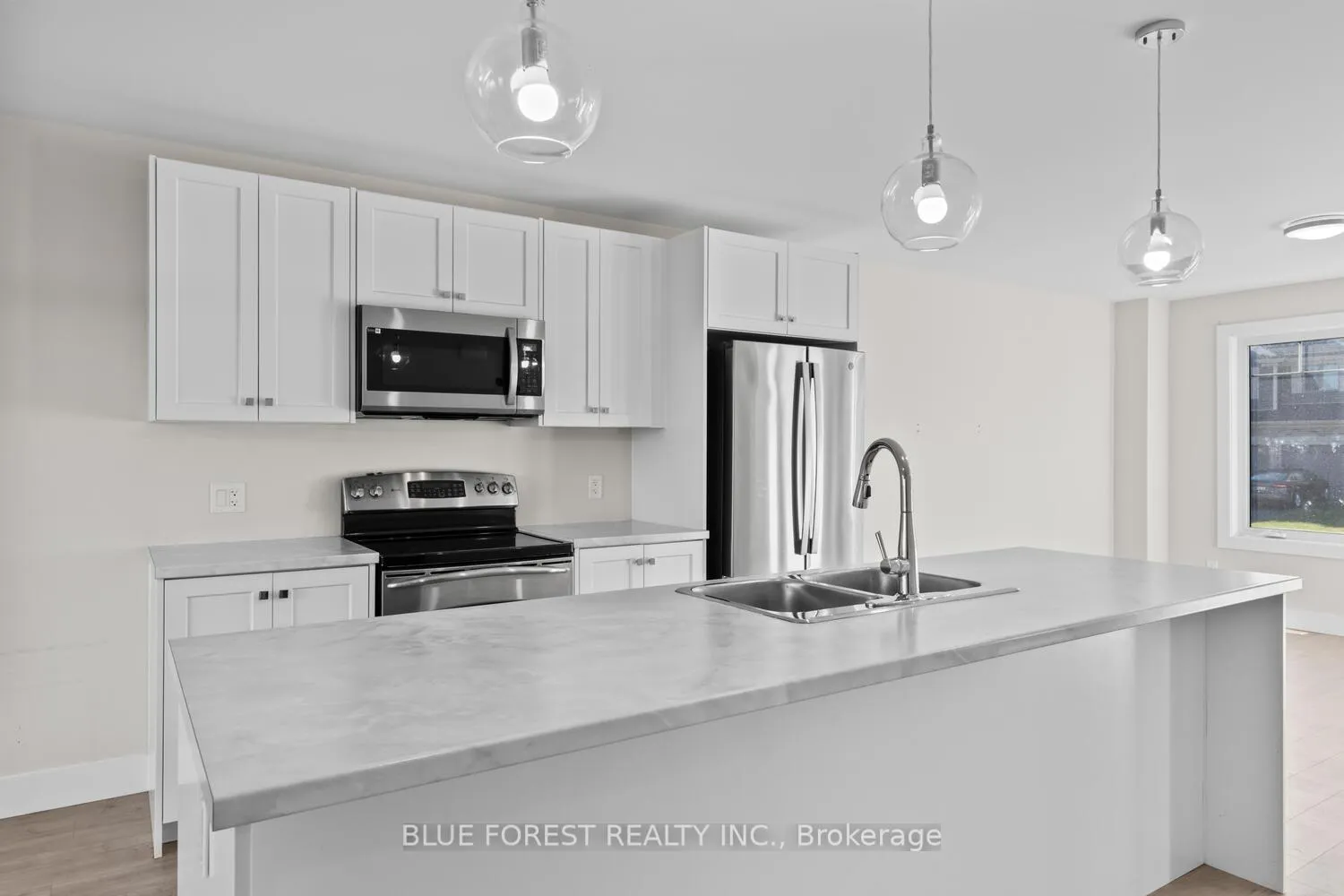 Photo 11 of 85 Acorn Trail, St. Thomas — HOMEH