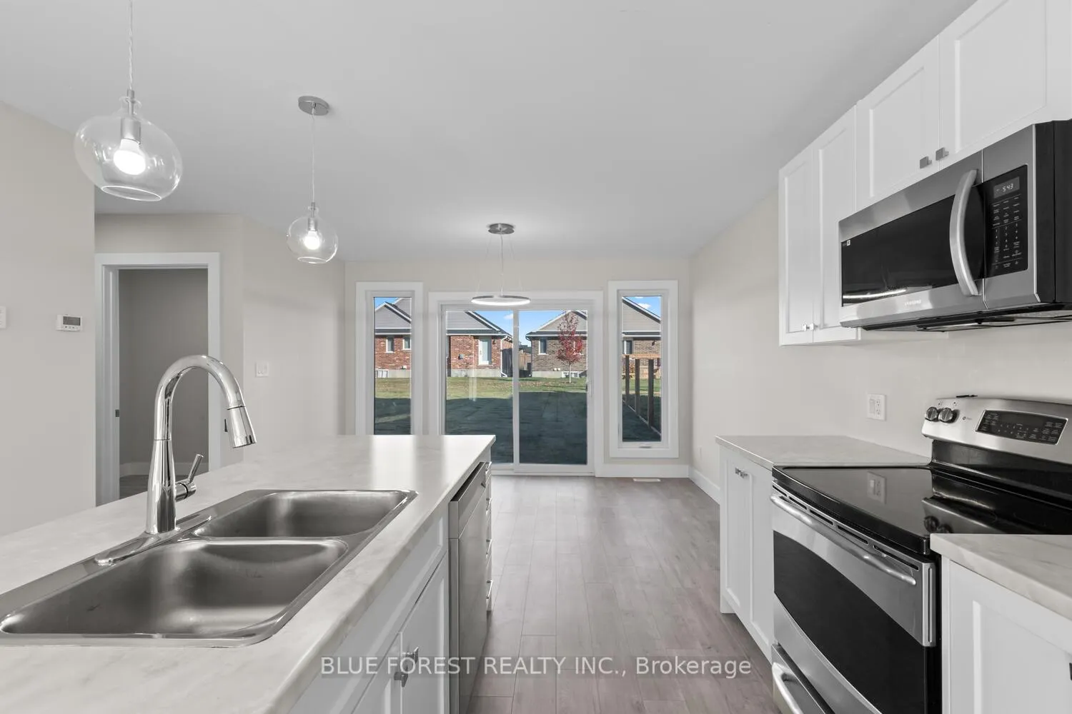 Photo 13 of 85 Acorn Trail, St. Thomas — HOMEH