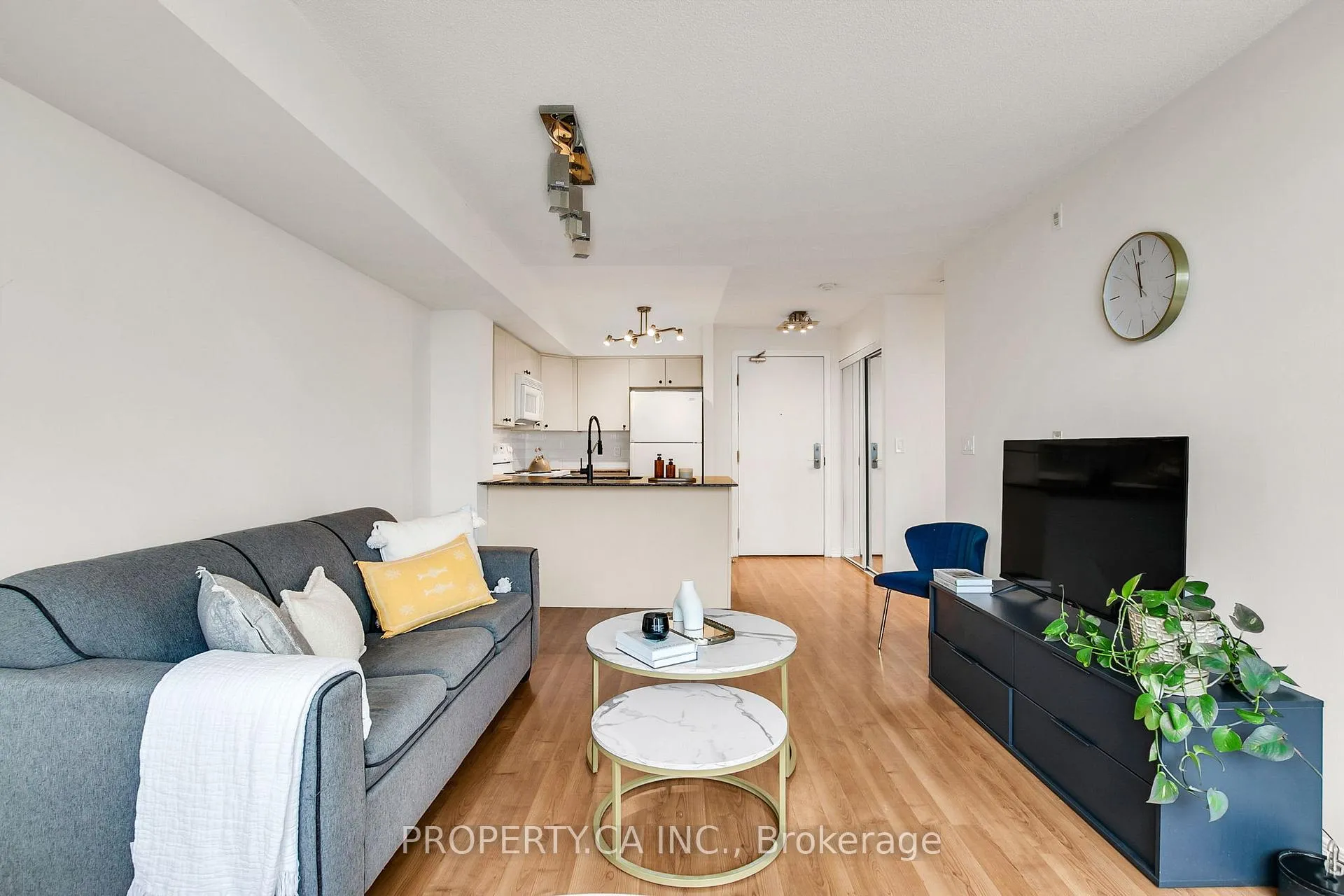 Photo 1 of Unit 711, 18 Valley Woods Road, North York, Parkwoods-Donalda — HOMEH
