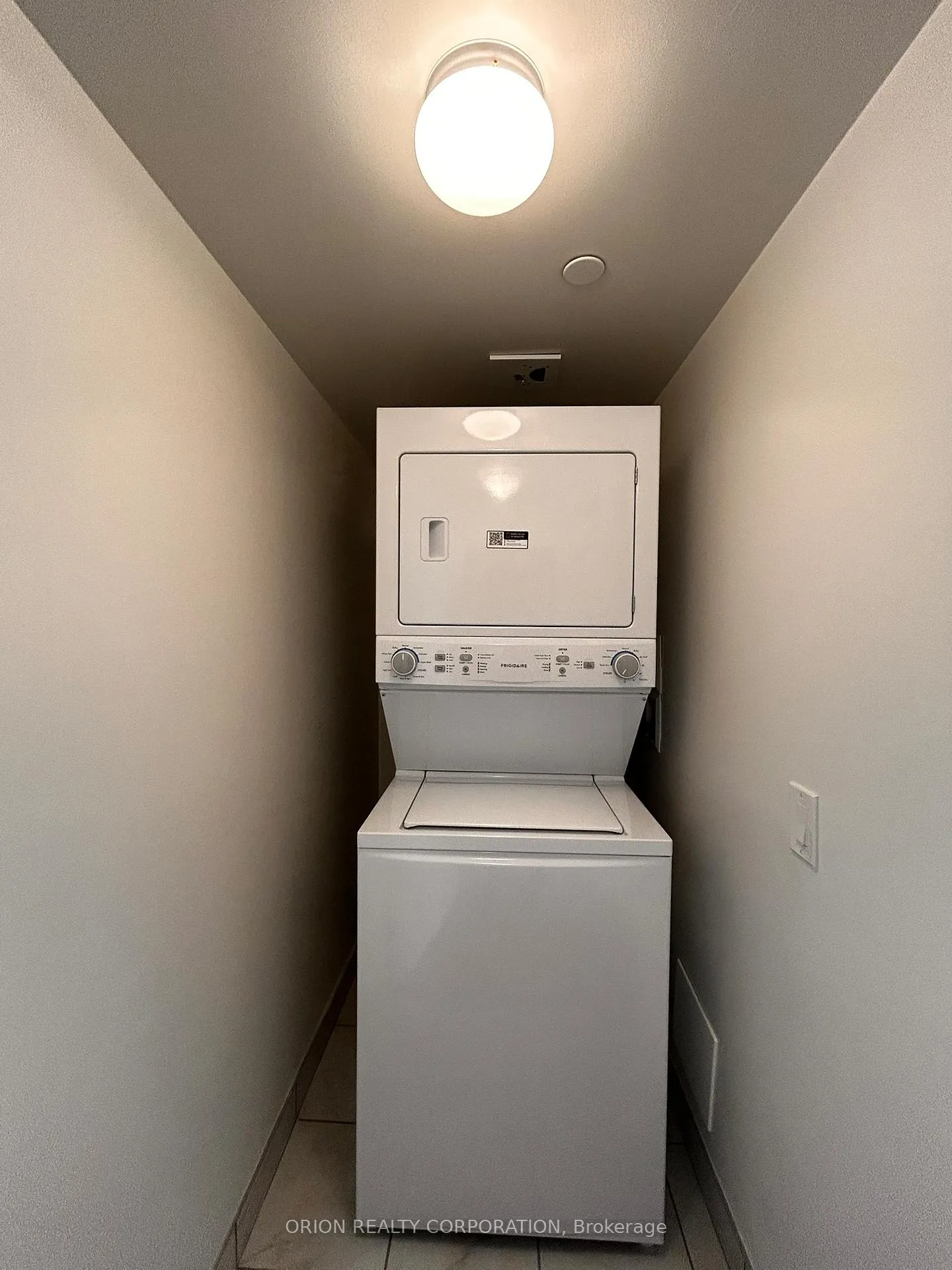 Photo 2 of Unit 701, 1010 Sandy Beach Road, Pickering, Bay Ridges — HOMEH
