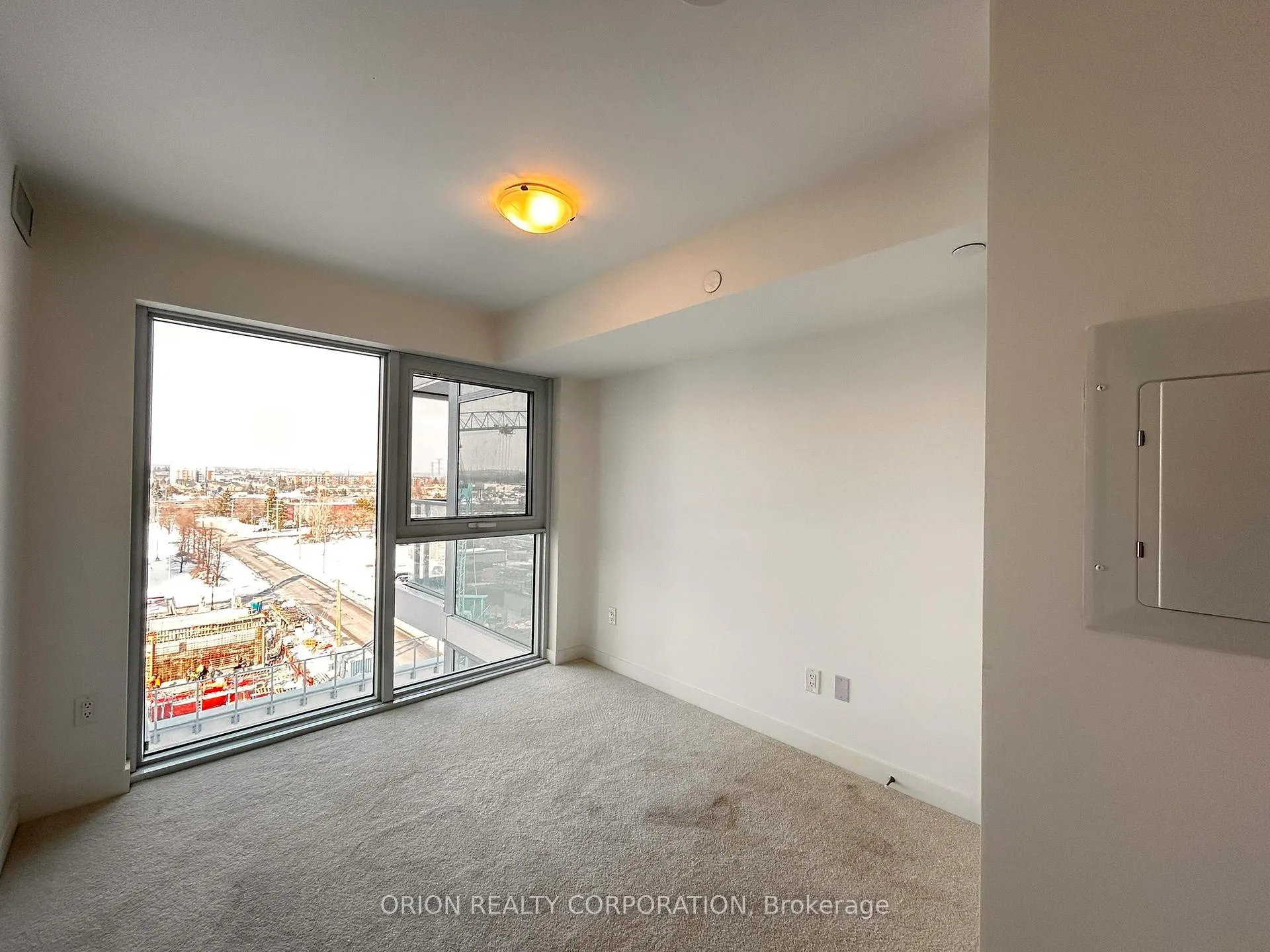 Photo 11 of Unit 701, 1010 Sandy Beach Road, Pickering, Bay Ridges — HOMEH