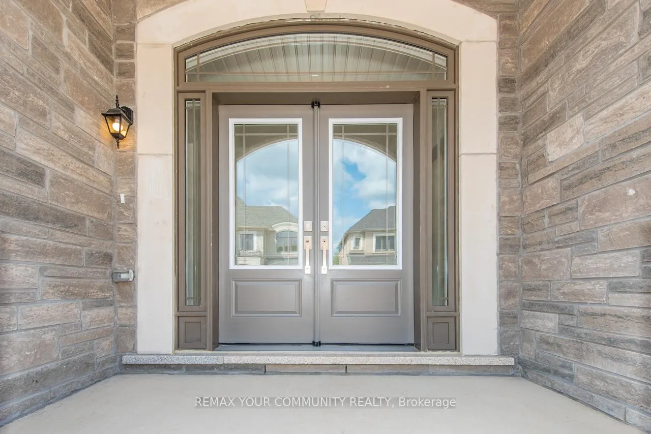 Photo 3 of 117 James Walker Avenue, Caledon, Caledon East — HOMEH