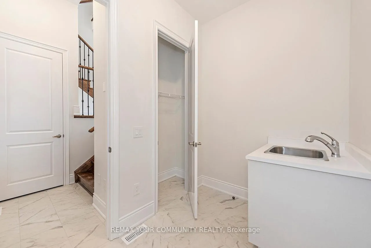 Photo 25 of 117 James Walker Avenue, Caledon, Caledon East — HOMEH