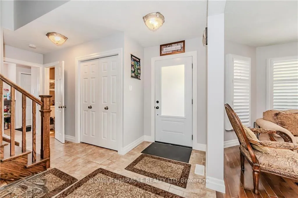 Photo 5 of 132 Trussler Road, Kitchener, Forest Heights — HOMEH
