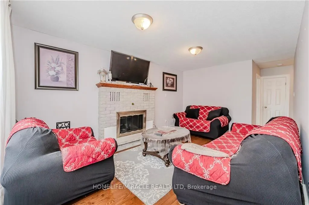 Photo 8 of 132 Trussler Road, Kitchener, Forest Heights — HOMEH